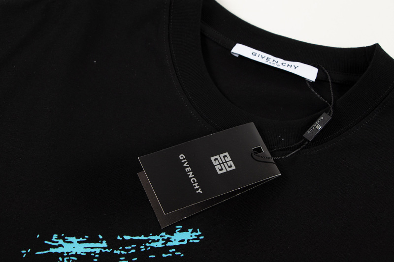 Givenchy T-shirt with a Blue Graphic Logo Print - Image 3